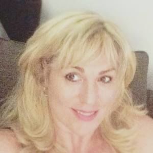 Meet your Posher, Leanne